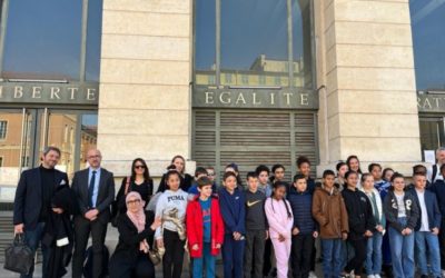 L’UJA à la visite scolaire du Palais par les écoles